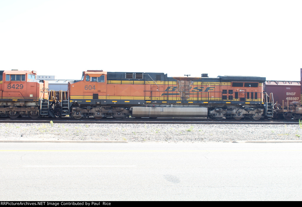 BNSF 604